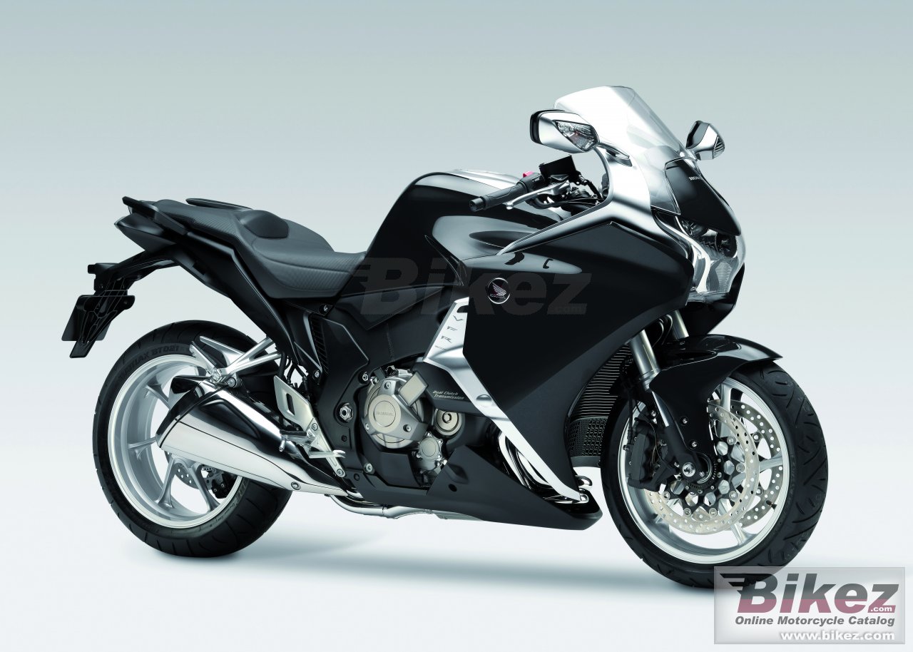 Big Honda vfr1200f dct picture and wallpaper from Bikez.com